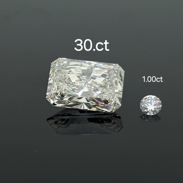 實驗室鑽石雷帝恩形棵石30克拉 