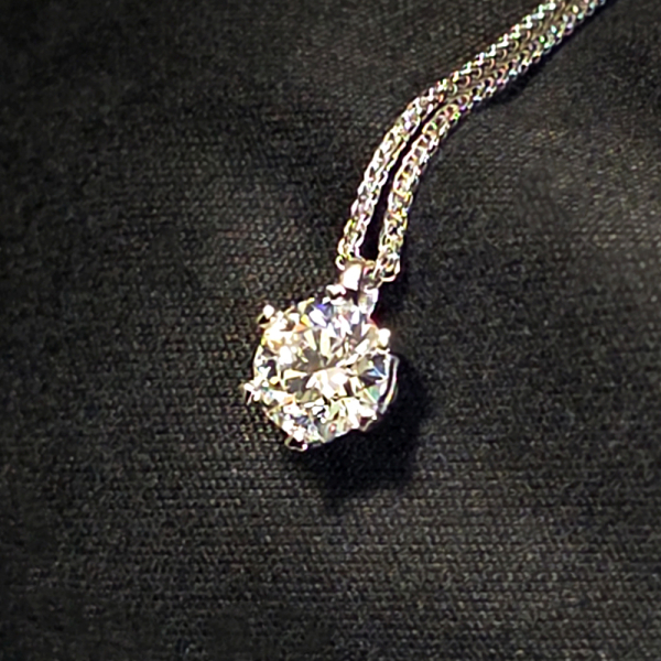實驗室圓鑽女墜(特價商品)1克拉D.vvs1 
