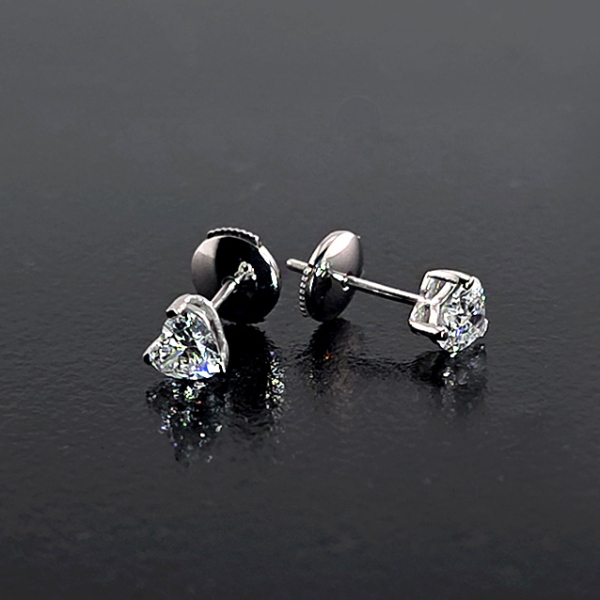 實驗室鑽石心形耳環1克拉D.vs1 